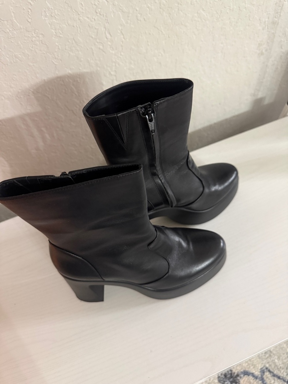GB girls Black Leather Mid-Calf Zip Heeled Boots